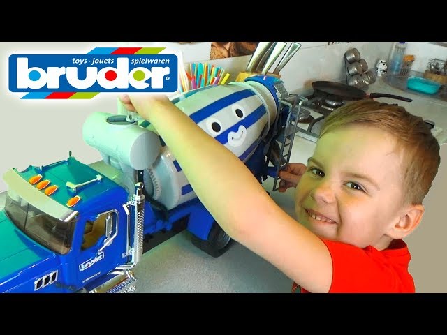 Toy cars video for kids Construction Vehicles - Cement Mixer Bruder 02814
