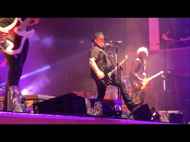 Black Stone Cherry - DARKEST SECRET - Live in Wolverhampton (2016)