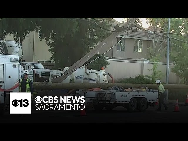 Car crash cuts power to Orangevale neighborhood