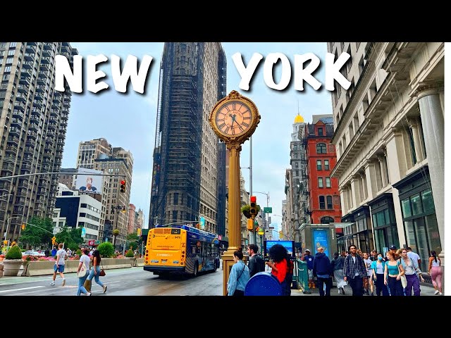 NYC LIVE Rainy Day Walk in Chelsea, Meatpacking District & High Line Park (June 2, 2022)