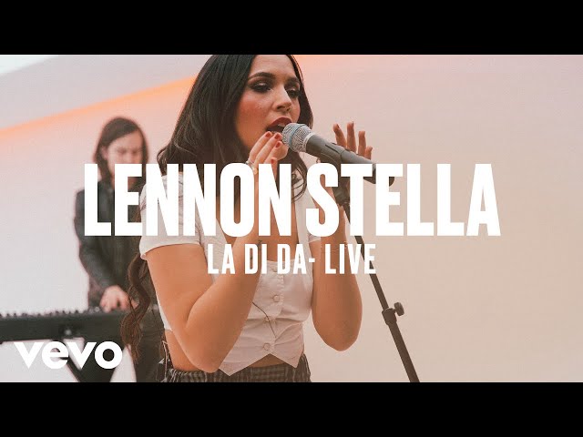 Lennon Stella - La Di Da (Live) | Vevo DSCVR
