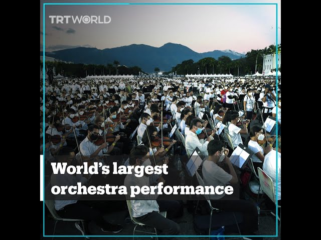 Over 12,000 musicians perform simultaneously to set world record