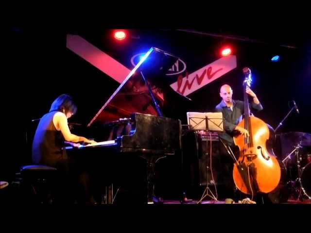 Chihiro Yamanaka Trio@Reigen live 19 11 2012