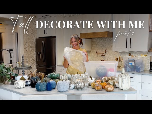 Decorate With Me for Fall Part One || Trying Fall Starbucks Drinks & Styling with Pumpkins