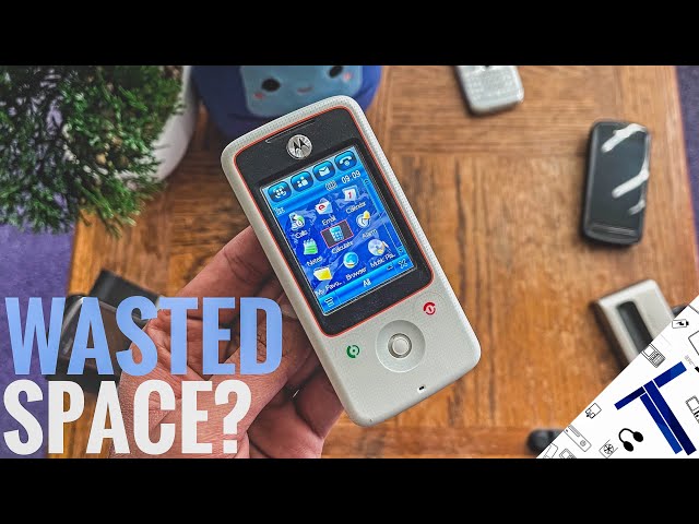 Motorola Yuva A810 (2008) | Strange Phones | Wasted Space?