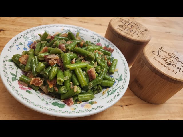 Bacon Green Beans - Green Bean with Bacon - Perfect Side Dish - The Hillbilly Kitchen