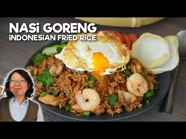 Nasi Goreng Indonesian Fried Rice - The National Dish - Using Shrimp Paste !
