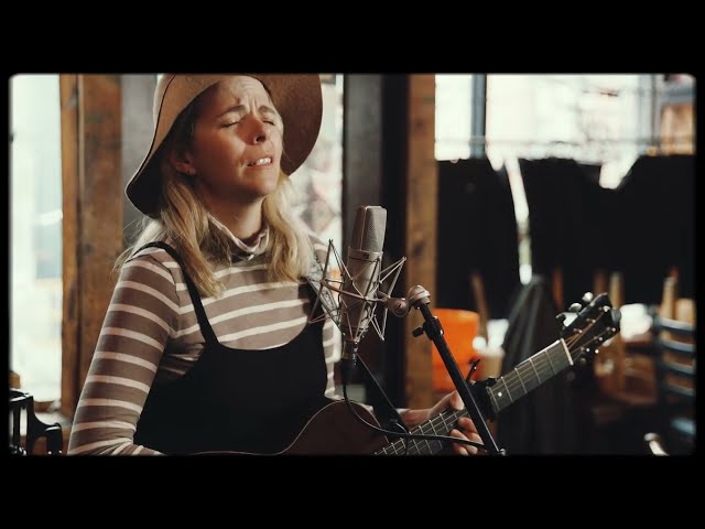 Aoife O’Donovan x The Westerlies “B61” (Live at the Ice House, Brooklyn)