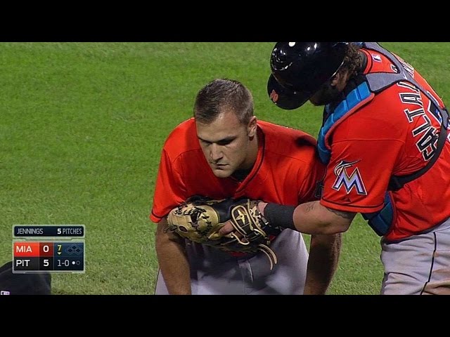 MIA@PIT: Jennings exits game after liner to the head