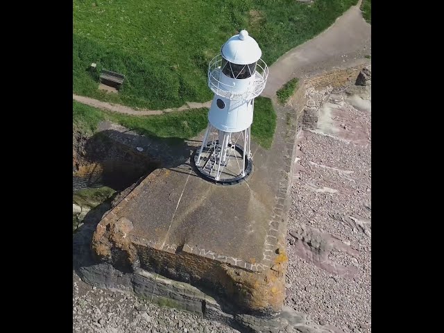 Quick Flight to Black Nore Lighthouse and Sugar Loaf Beach, 4k, DJI Mini 3 Cinematic