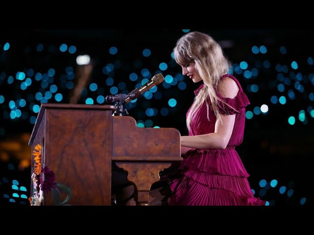 The story of Taylor Swift blushing while singing 'Fifteen' at the Lyon Eras Tour Stop#celebritynews