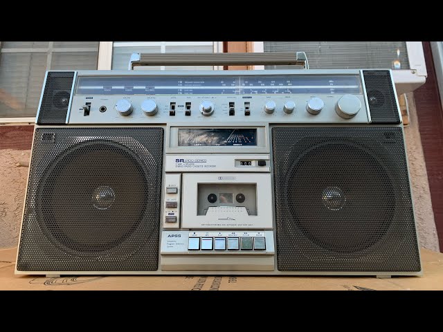 How not to pack a boombox for shipping (sears 2100)