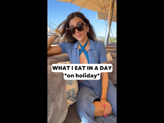 WHAT I EAT IN A DAY *on holiday* #shorts