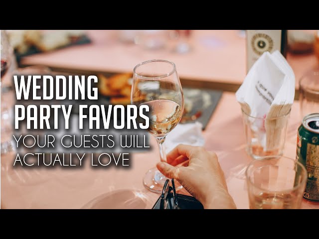Wedding Party Favors Your Guests Will Actually Love // Advice from Vendors