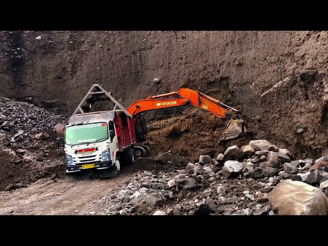 Extreme Sand Mining Under High and Rocky Cliffs using an Excavator, Daily Mining Movie
