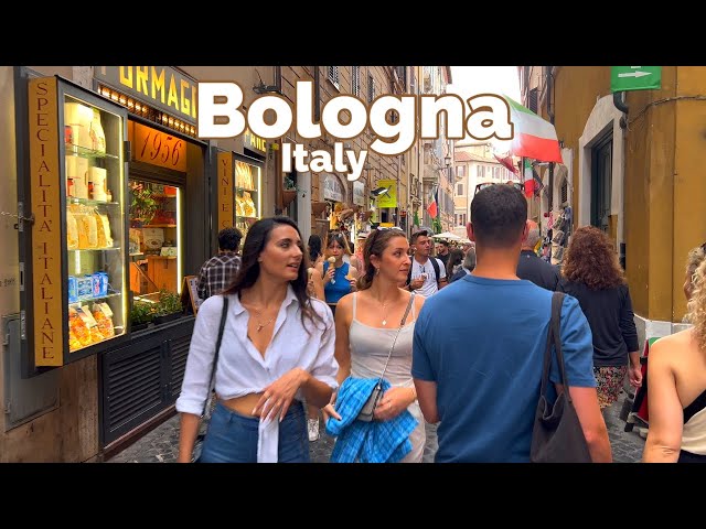 Bologna, Italy 🇮🇹 | Autumn 2022 - 4K 60fps HDR Walking Tour