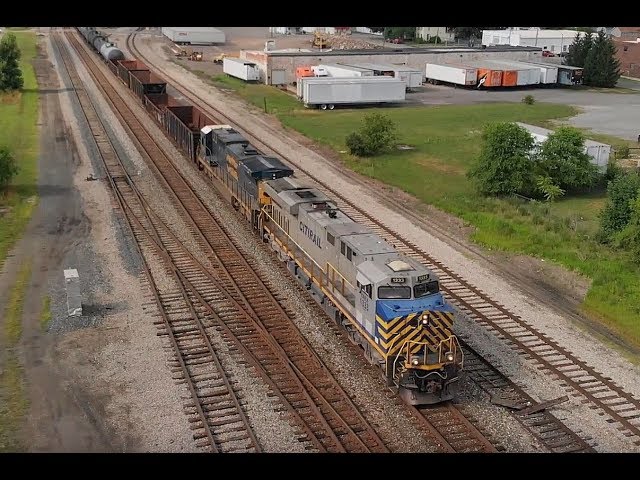 CREX 1333 with GECX 7533 lease pair on the CSX Toledo Subdivision