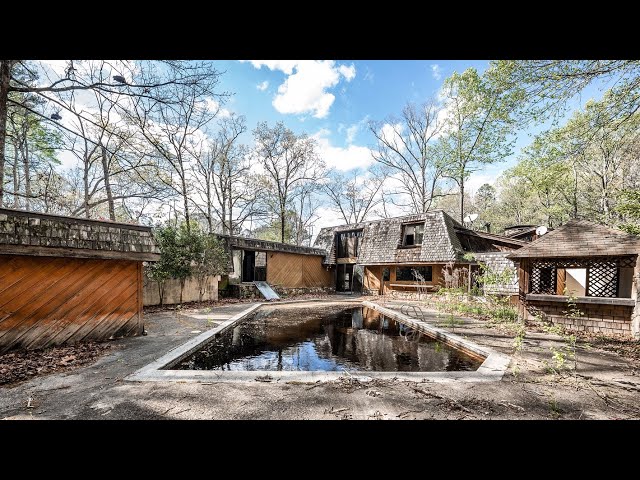 Crime Families $2,000,000 Abandoned Georgia Mansion