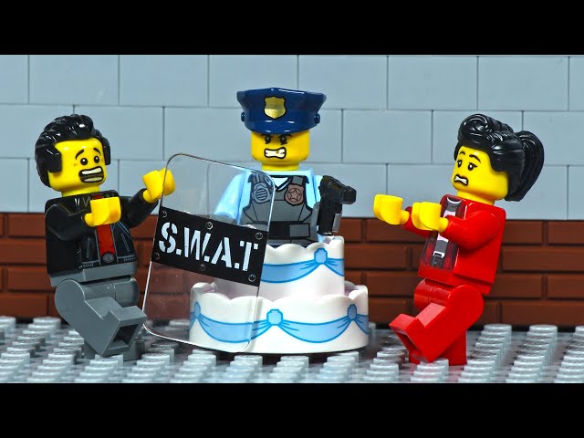 LEGO SWAT Top Secret Attack Car Robbery Fail