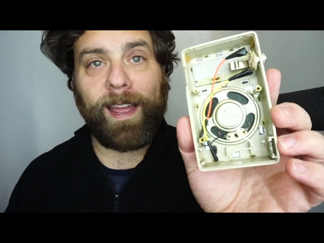 Make a low cost vintage / specialty mic out of spare parts.