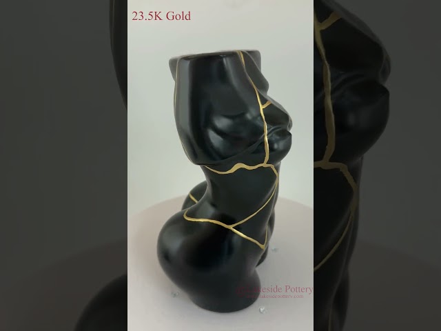 Woman figure black vase 23.5K gold Kintsugi repair  #goldkintsugi #kintsugivase #kintsugiart