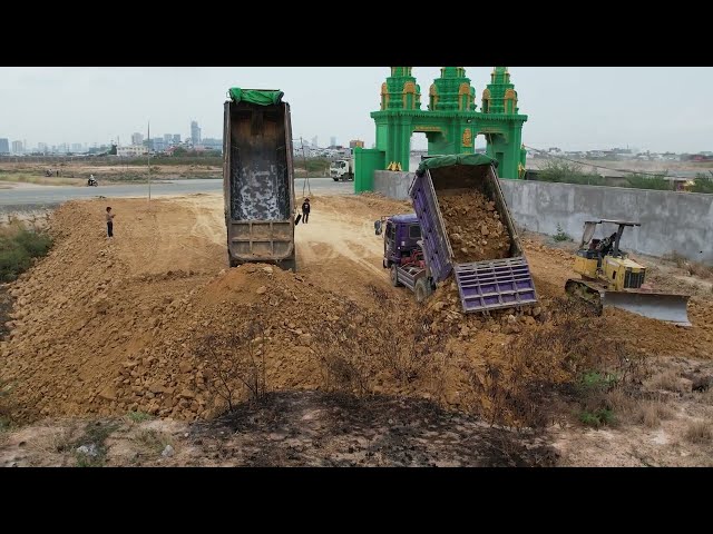 The Great 5Ton Truck pour soil delete  pond and Bulldozer Clean the soil for building house | 3/3 |