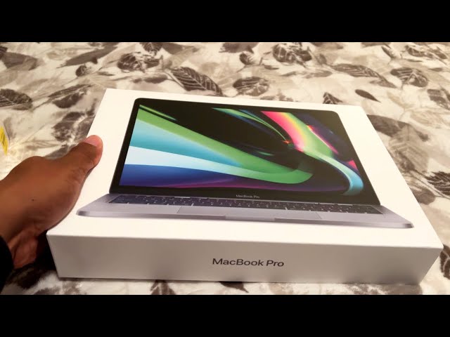 M1 Macbook Pro Unboxing And Startup