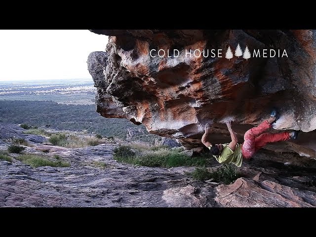 8A Mega Boulder In The Hollow Mountain Cave || Cold House Media Vlog 024