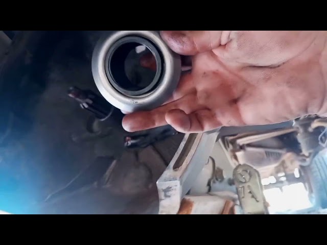 460 pilot bearing removal with bread#offgrid #mechanic