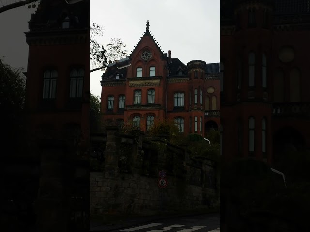 Neugotische Villa Anno 1882 bis 1886 - gesehen in Norddeutschland -Stadtvilla
