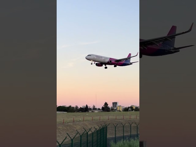 Wizz Air — Airbus A321-231 🛬  Bucharest (OTP)  to Lisbon (LIS)