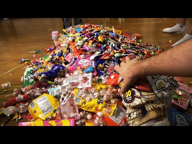 NEW! A LOT OF CANDY.  lots of chocolate