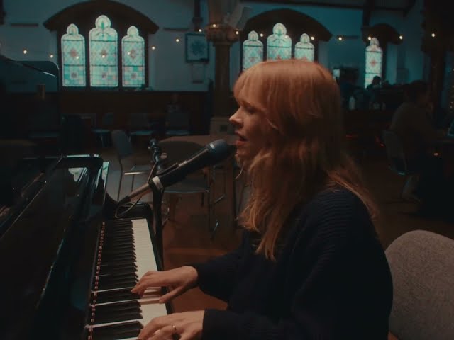 Lucy Rose - Dusty Frames (Live)
