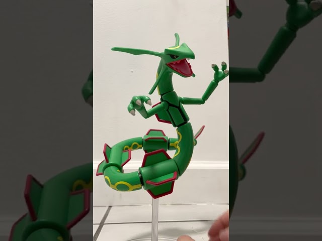 Unboxing the Pokémon Raquaza articulated figure!