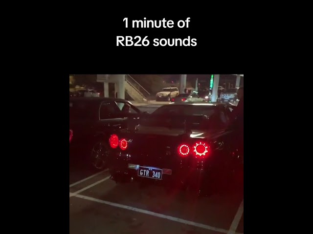 r34 nissan gtr skyline with straight pipe exhaust anti lag and revving