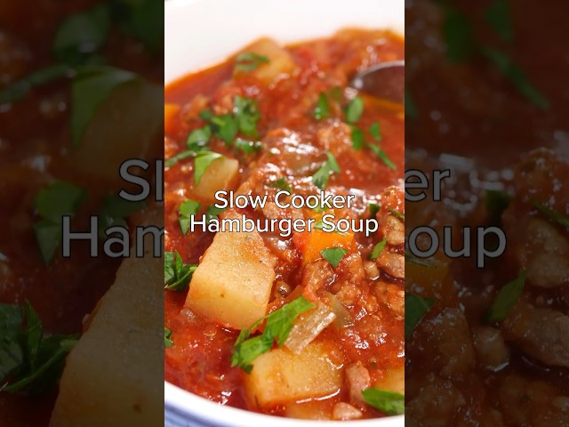 Slow Cooker Hamburger Soup #crockpot #recipe #slowcooker