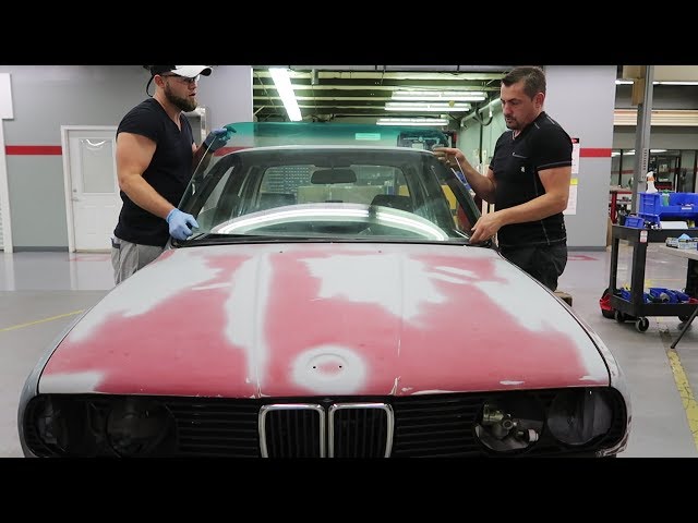 E30 Windshield Removal/How To Remove a Windshield on BMW E30 Part 4