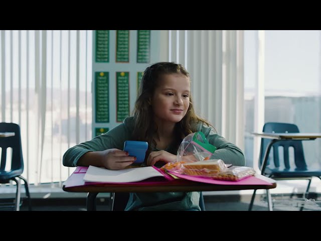 Hayley LeBlanc in Afterschooled // 1x1