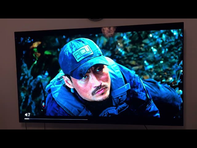 83“ OLED SONY A80L | Jurassic Park [4K HDR]