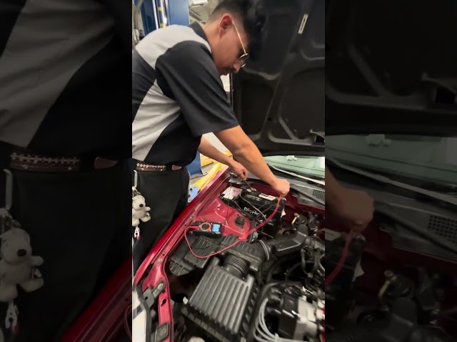 Auto 140 Checking battery before and after crank