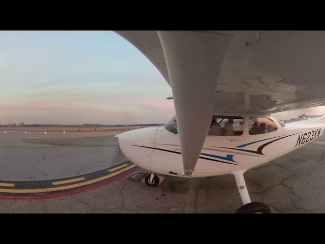 360 Degree Video - Run-up, T/O and Landing from KPDK to KPUJ