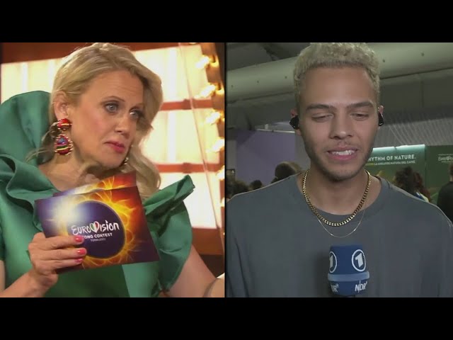 Barbara Schöneberger spricht mit Malik Harris nach letztem Platz | Eurovision Song Contest 2022