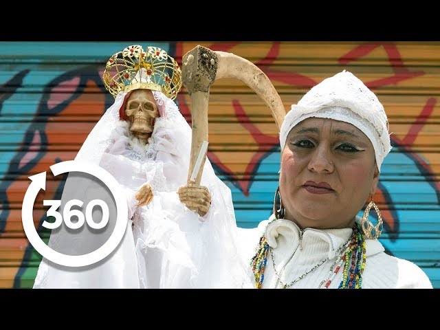 Meet the Guardian of Death | Mexico City, Mexico 360 VR Video | Discovery TRVLR