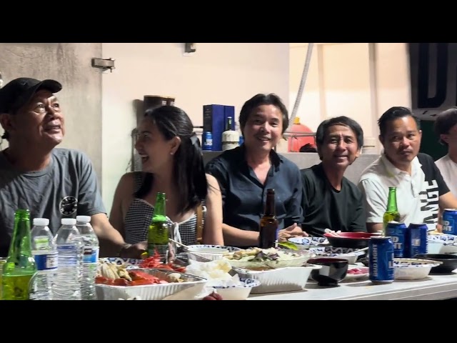 Alan Vo Ford, Jenny Thai,Ngoc Le,Kim Anh,Tuan Boat owner/friends enjoy Dinner & Karaoke 🎤 in Hawaii
