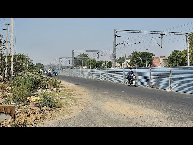 DMW ROAD BARRICADED FOR DOUBLING WORKS IN THE YARD AT PATIALA