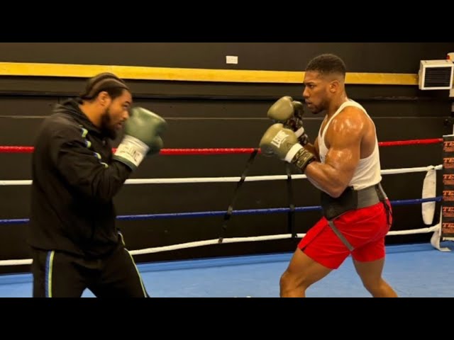 Anthony Joshua BACK in training ahead of War vs Dubois en route to become 3x heavyweight champ
