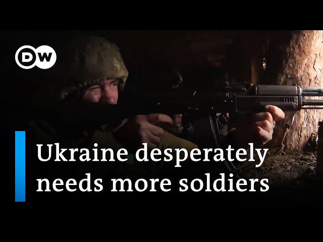 Ukraine's parliament approves new mobilisation law | DW News