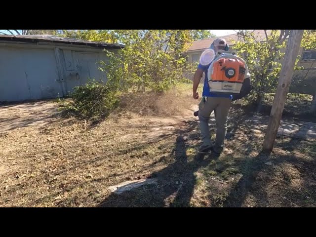 CLEANED UP A STRANGERS YARD FOR FREE  (FAMILY SURPRISED) PART 2