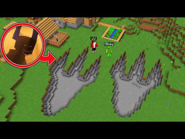 How JJ and MIKEY Found  the BIGGEST TORTURE DWELLER FOOTPRINTS PAWS in Minecraft Maizen ?!