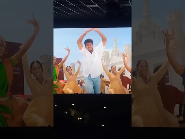 #ghilli re-release celebration with audience💥 #thalapathy #rerelease #viral # #love